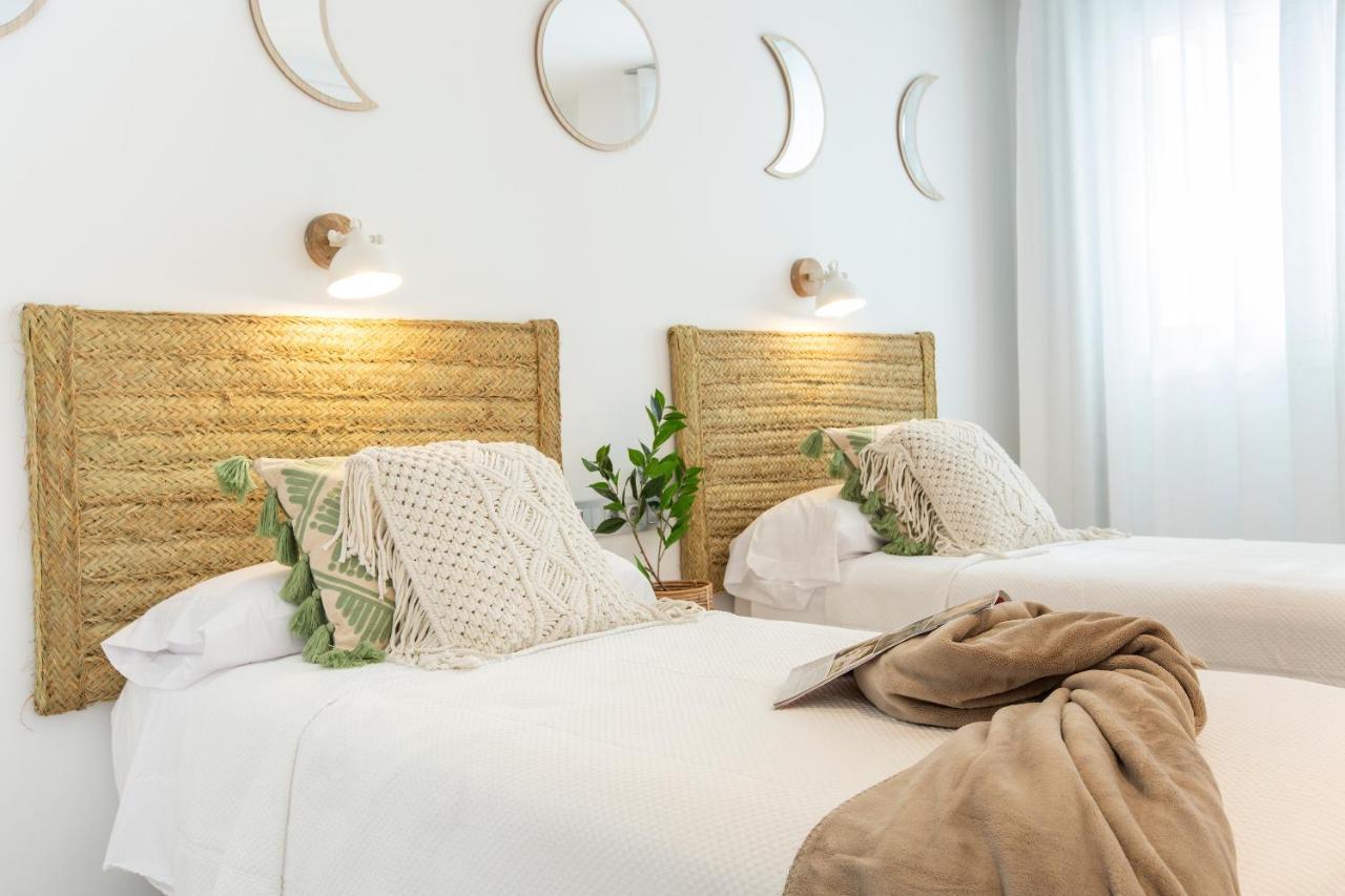 Apartamentos Martalia Nerja Торрокс-Коста Экстерьер фото