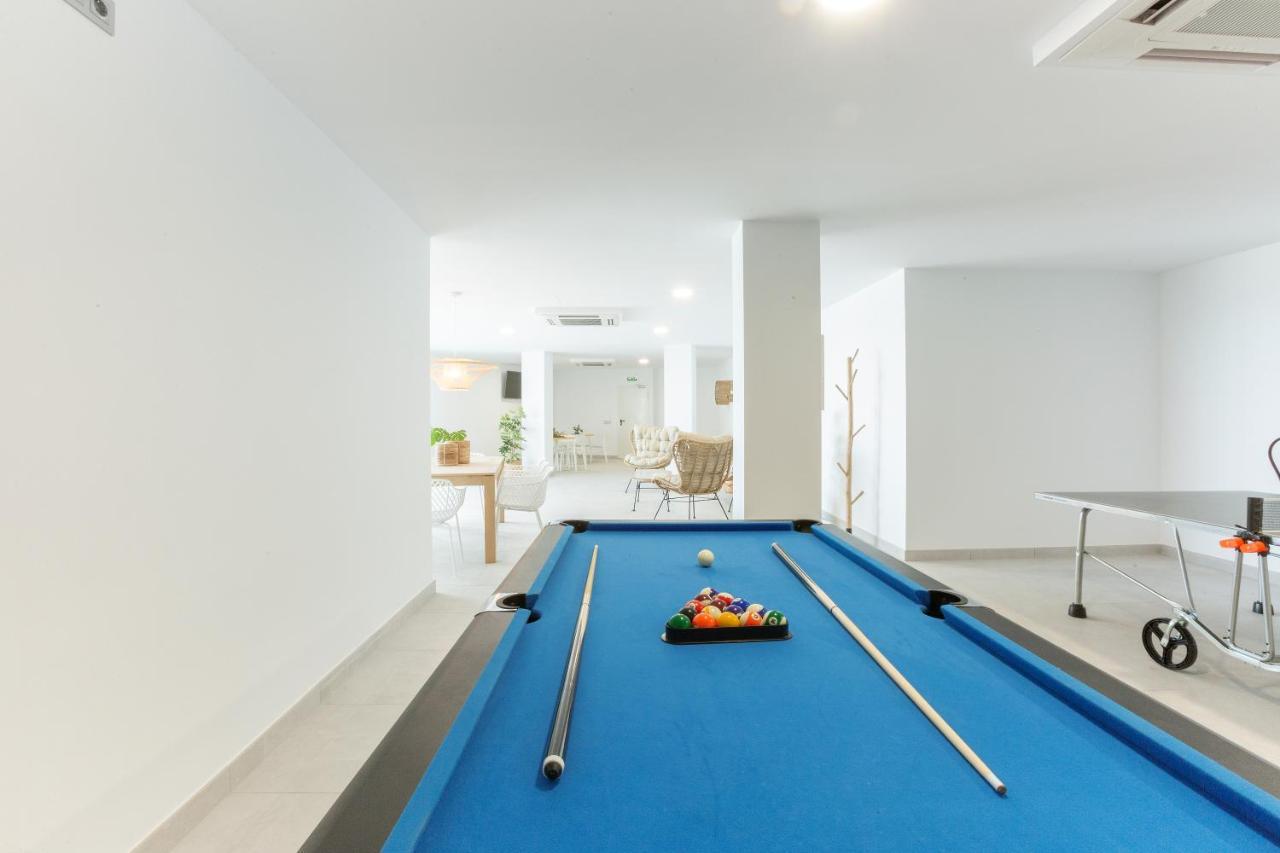 Apartamentos Martalia Nerja Торрокс-Коста Экстерьер фото