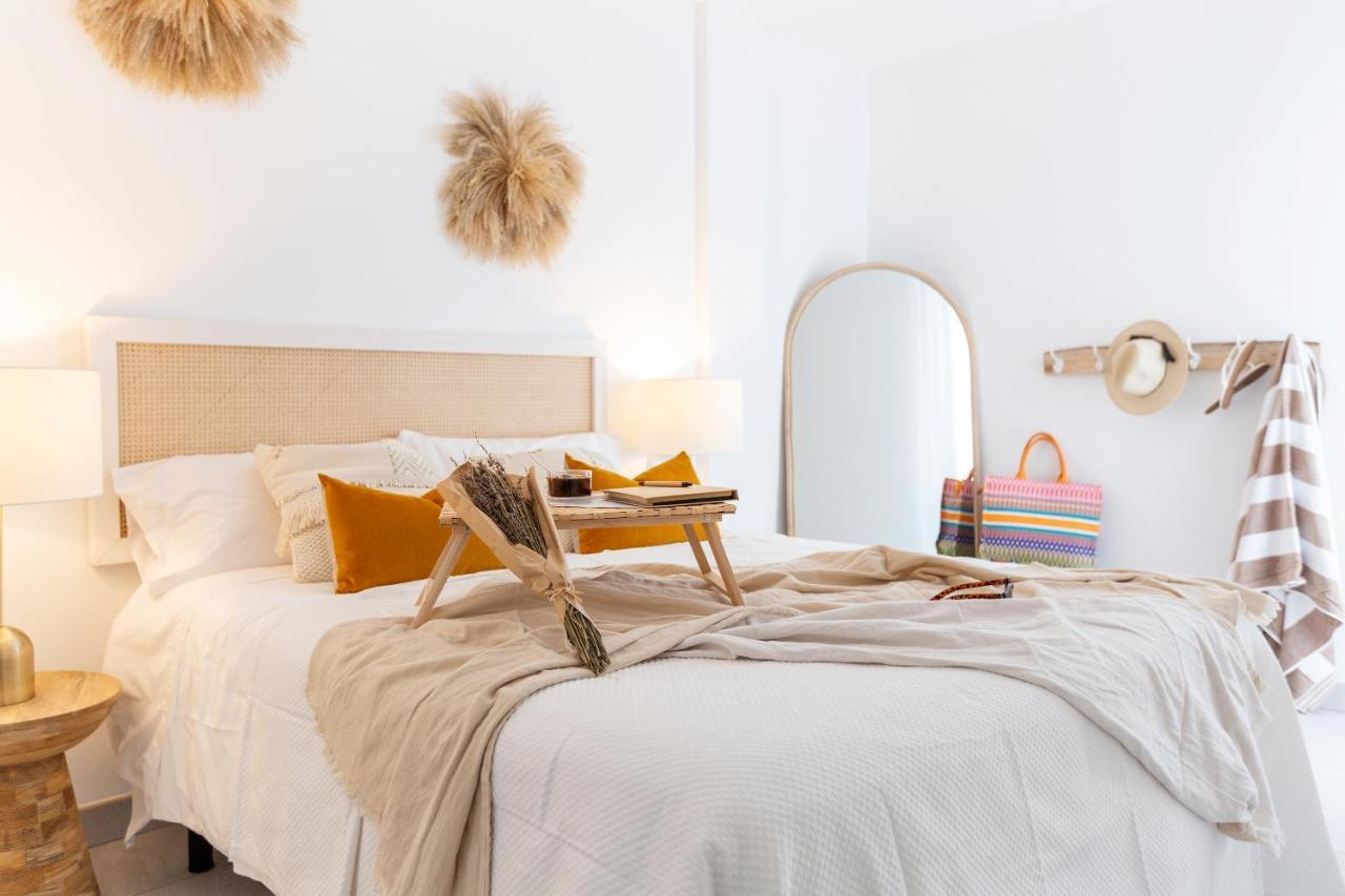 Apartamentos Martalia Nerja Торрокс-Коста Экстерьер фото