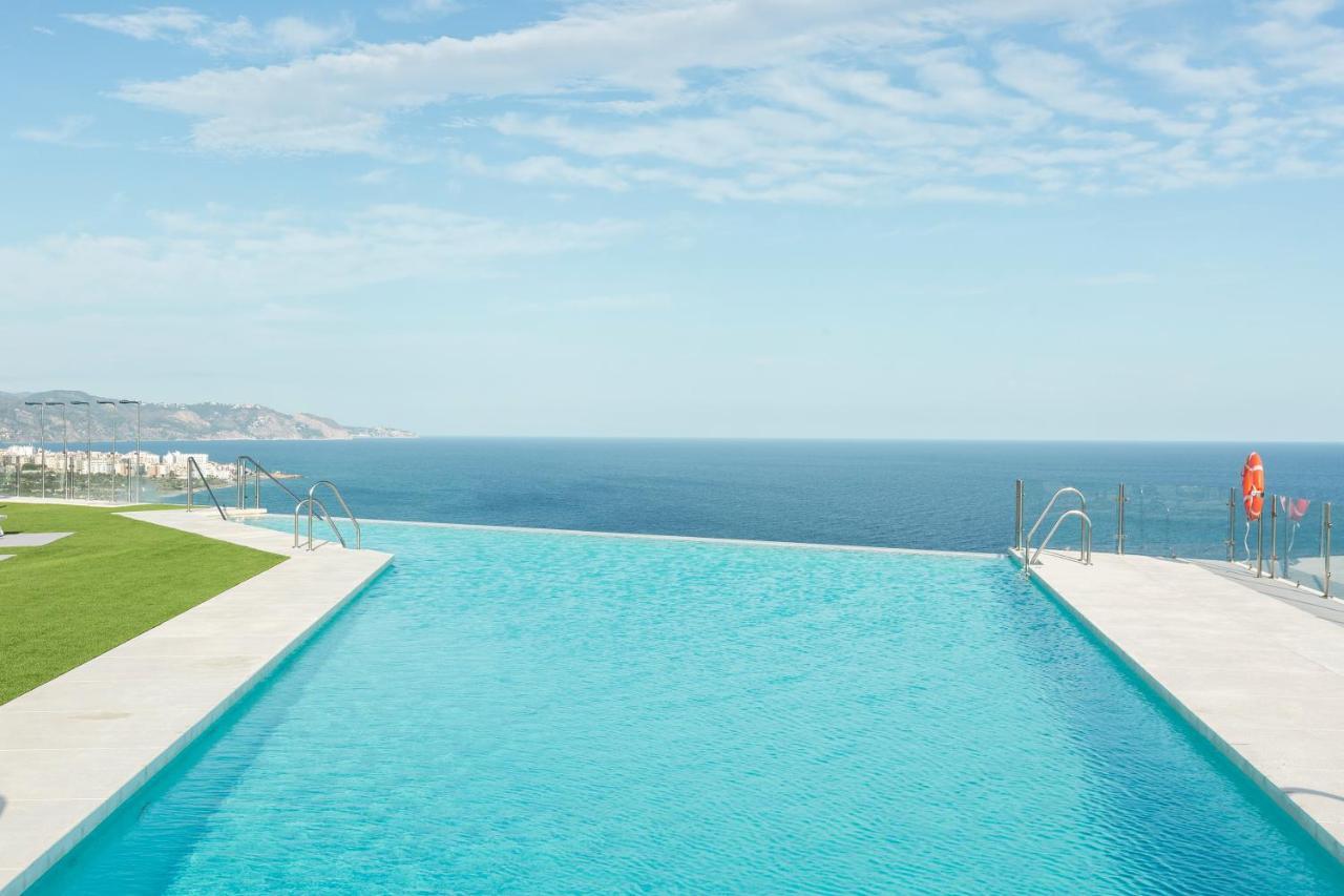 Apartamentos Martalia Nerja Торрокс-Коста Экстерьер фото