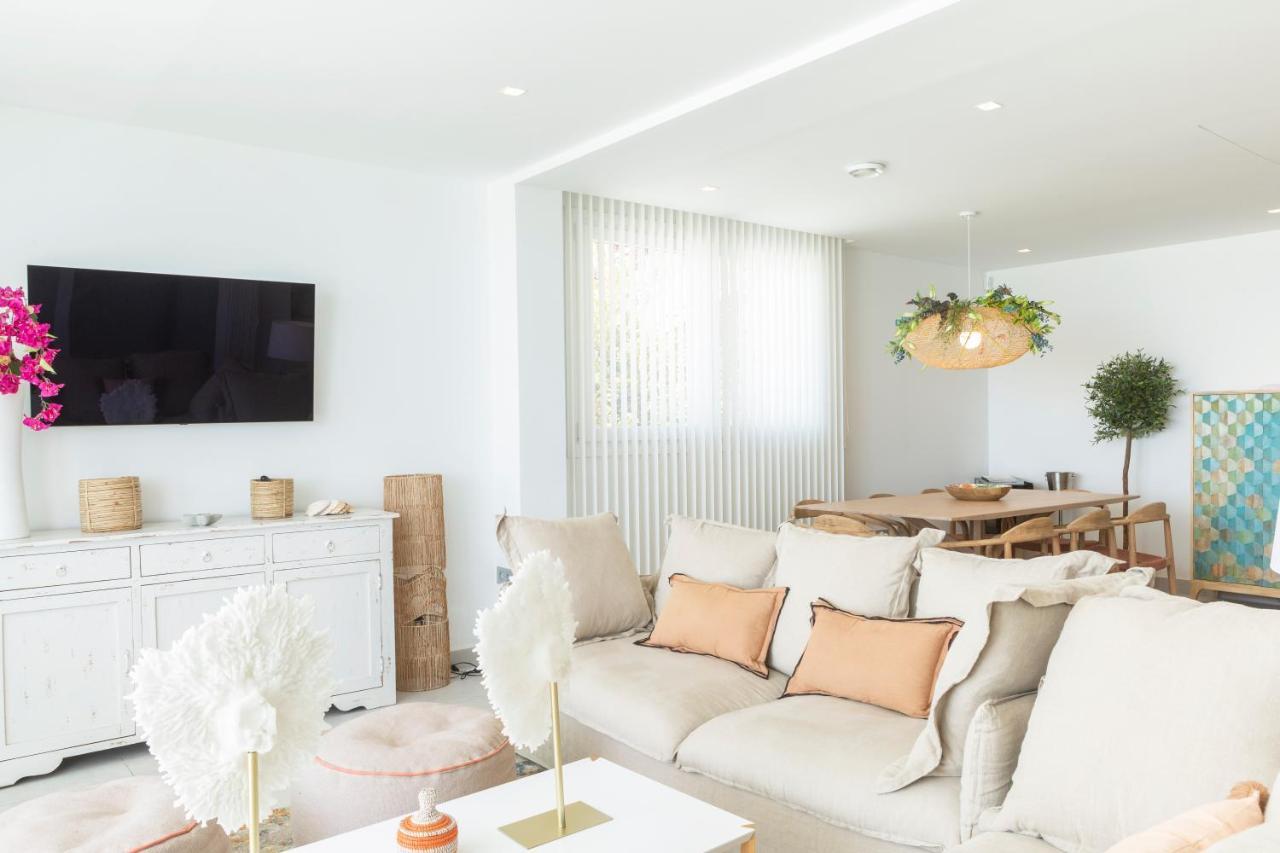 Apartamentos Martalia Nerja Торрокс-Коста Экстерьер фото