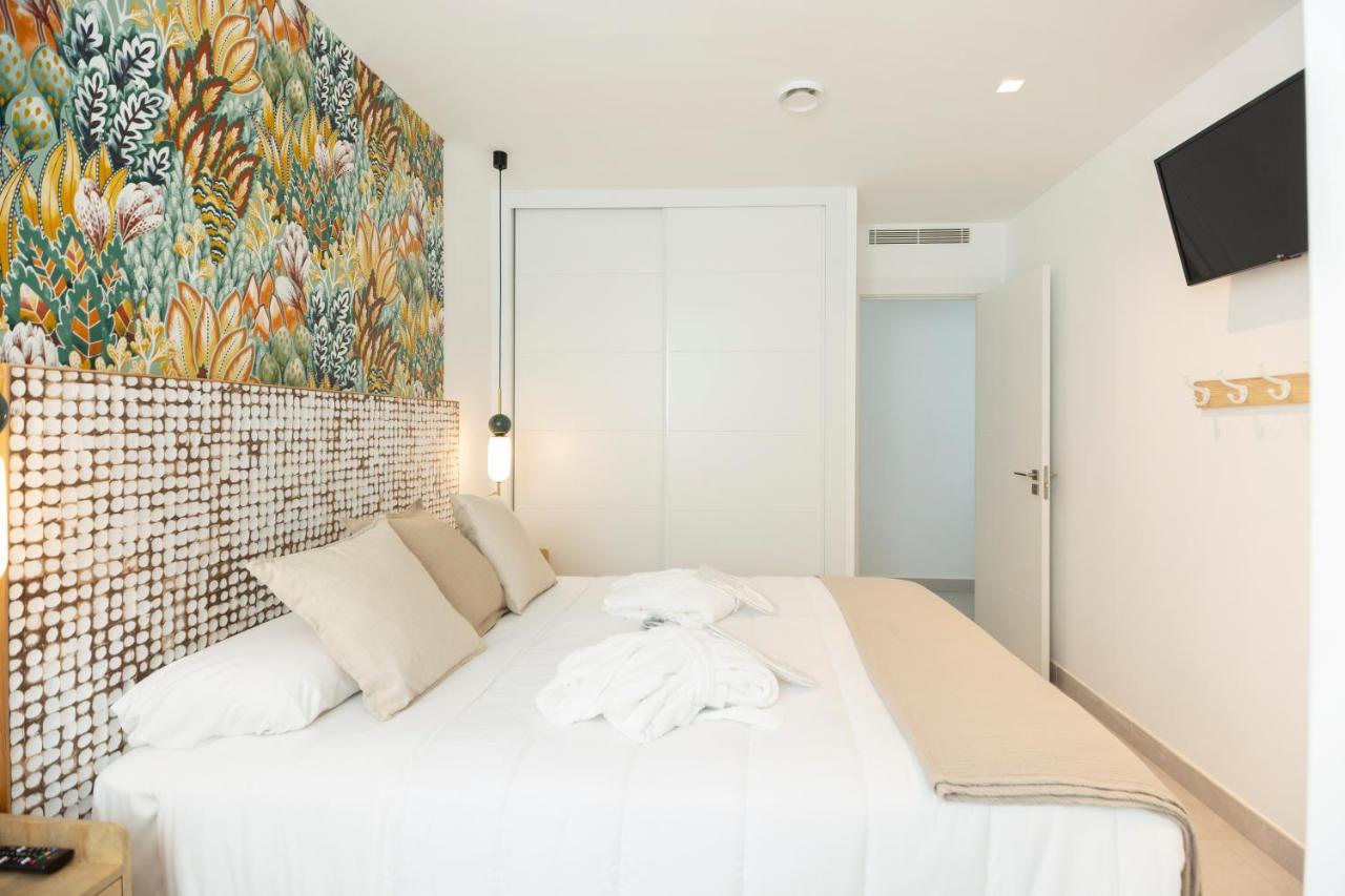 Apartamentos Martalia Nerja Торрокс-Коста Экстерьер фото