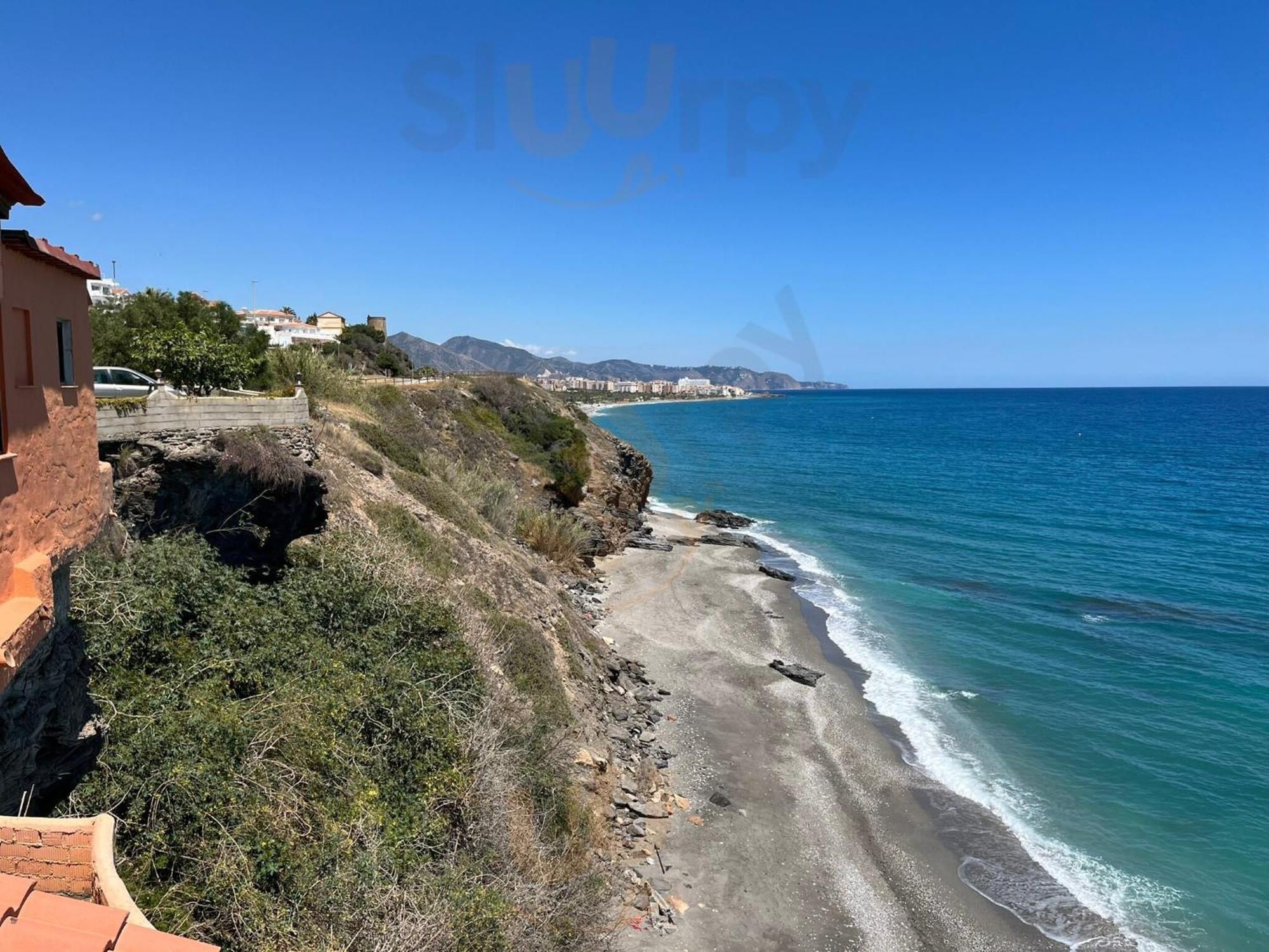 Apartamentos Martalia Nerja Торрокс-Коста Экстерьер фото